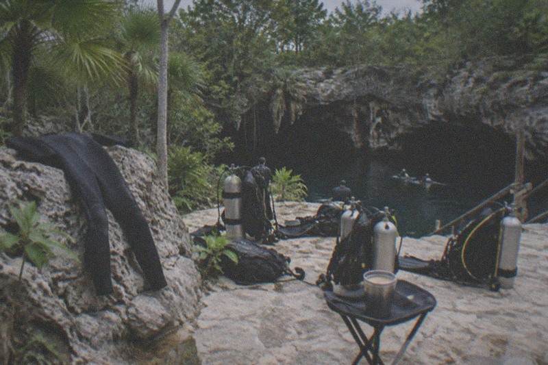 Two Dives, Dos Ojos, No Meal